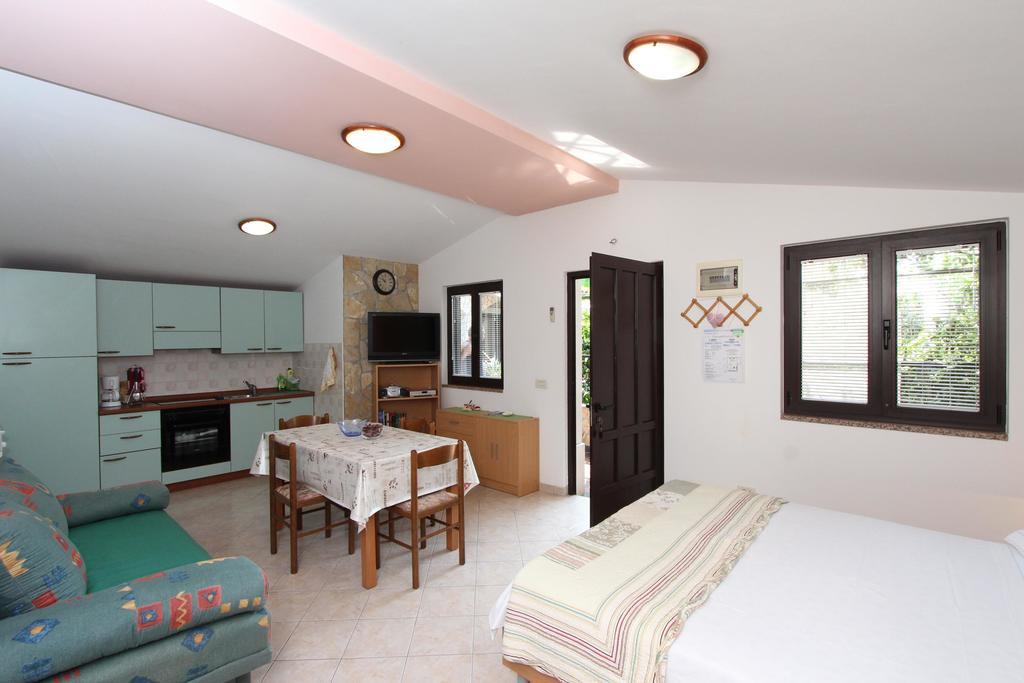 Apartments Marlina Rovinj Buitenkant foto