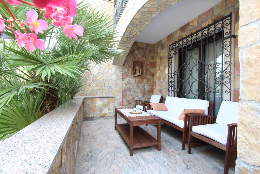 Apartments Marlina Rovinj Buitenkant foto