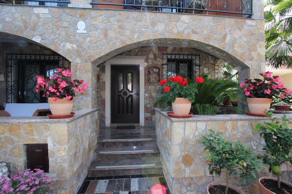 Apartments Marlina Rovinj Buitenkant foto