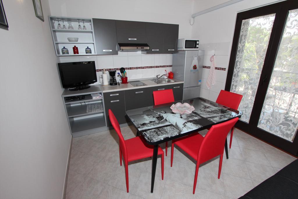 Apartments Marlina Rovinj Buitenkant foto
